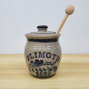 Plimoth 1620 Stoneware Honey Pot with Lid and Dipper – Historic Reproduction